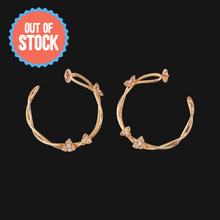 Load image into Gallery viewer, 14k Intertwined Earrings
